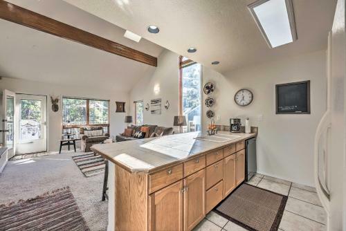 Bright Townhome - 1 Mi To Downtown Cloudcroft