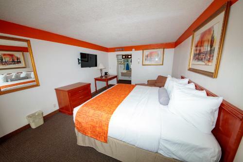 Hotel Howard Johnson By Wyndham Gallup