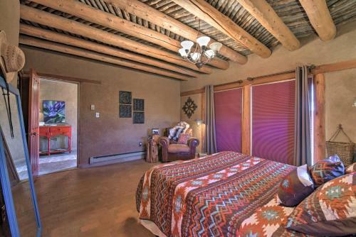 Adobe Home In Taos Area With Mtn View And Courtyard!