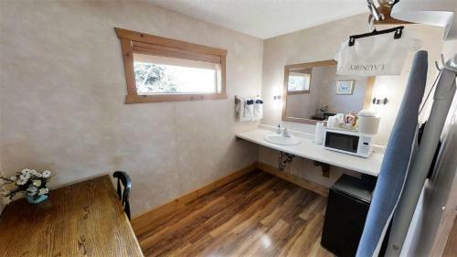 All King Cabins