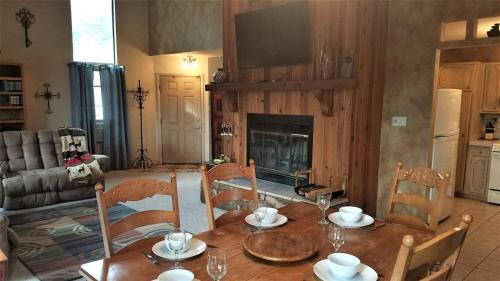 Lowkeys Lodge