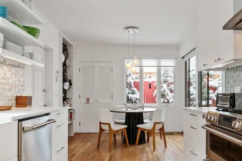 Casa Rojo - Sleek And Comfortable, Blocks From The Plaza