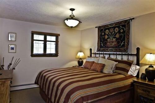 Casa Escondido, Unit 6