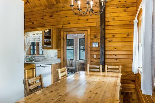 Hidden Lake Lodge