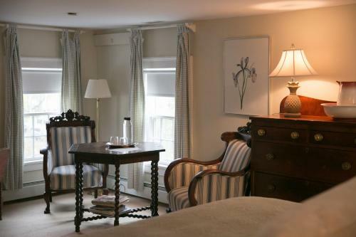 Hotel Bridgehampton Inn