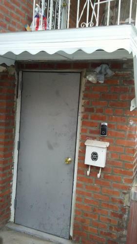 One Bedroom Apartments