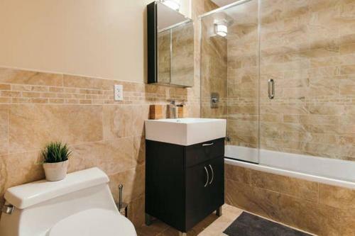 Stunning 1 Bedroom Apartment In Dumbo, Brooklyn