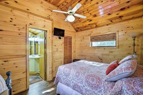 Bolton Landing Cottage With Deck - Walk To The Beach!