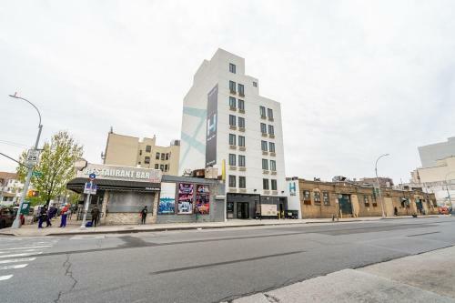 Hotel Ninety Five Fordham / St. Barnabas Hospital