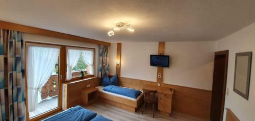 Hostal Pension Appartements Via Claudia