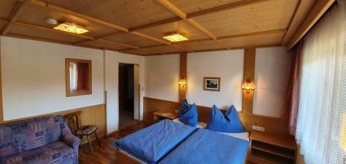 Hostal Pension Appartements Via Claudia