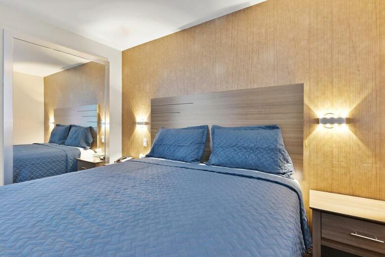 Casa Blanca Hotel Brooklyn