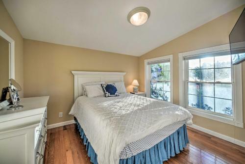 Charming Home Steps From Lake George With Bbq!