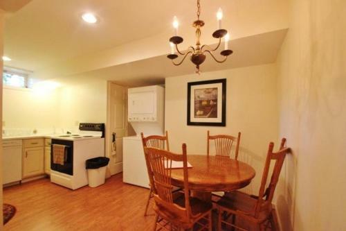 19 Oak Apartment Apts