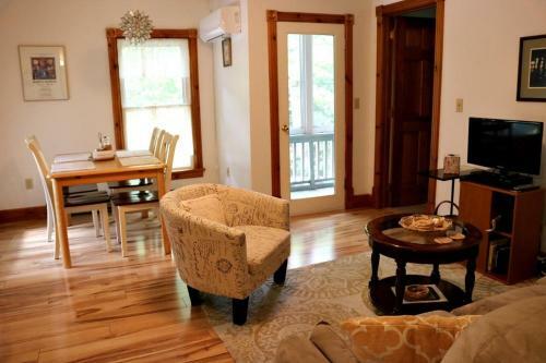 Apartamento Yale Cottage #3 Condo