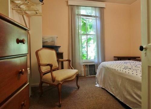 10 Merrill Avenue Home