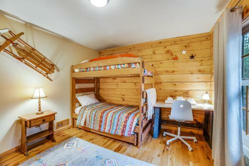 Hideaway Chalet