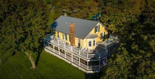 Magnolia Place Bed And Breakfast