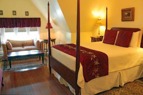 Bed & Breakfast William Henry Miller Inn