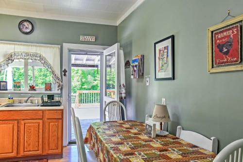 Hunter Home With Fire Pit And Yard On Main Street!