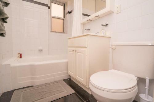Apartamento Diplomatic Square 30 Day Rentals