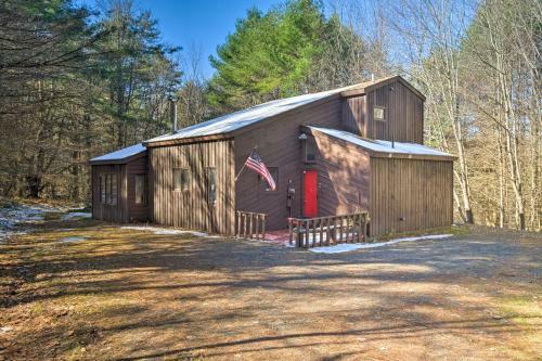 Pet-friendly Maplecrest Cabin Home With 2 Decks
