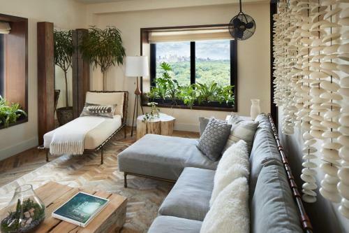 1 Hotel Central Park By Suiteness
