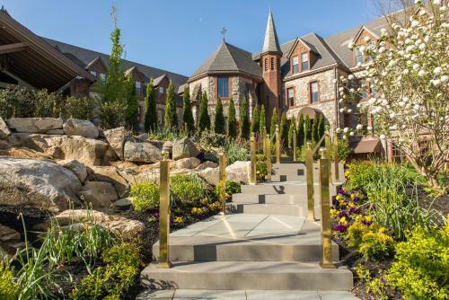 Hotel The Abbey Inn & Spa