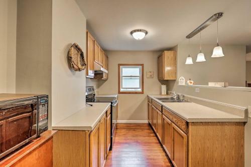 Unique Finger Lakes Home On Cayuga Wine Trail