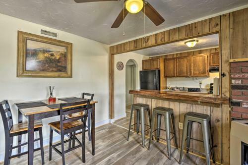 Charming Old Forge Home Walk To Town And River