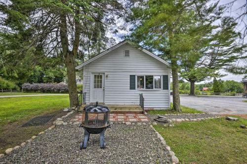 Charming Old Forge Home Walk To Town And River