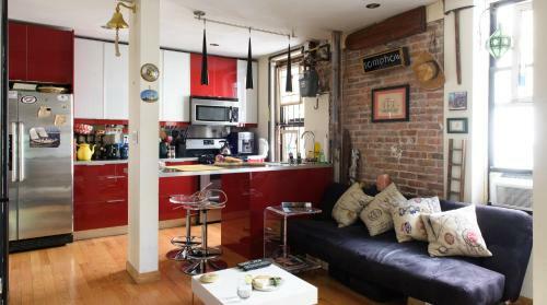 Apartamento Plum Guide - Three Guitars And A Keyboard