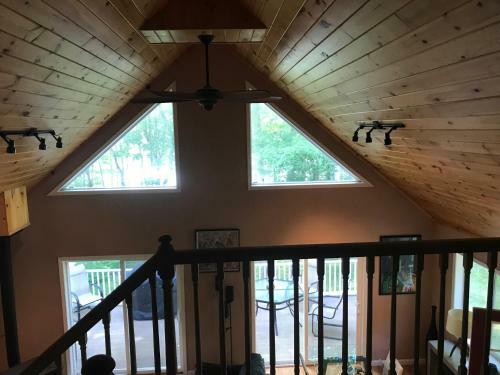 Hidden Lakefront Retreat
