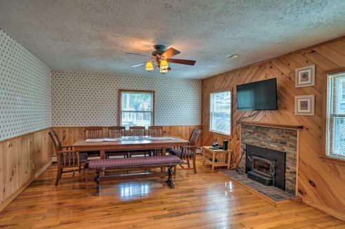 Lakefront Seneca Falls Home With Dock And Fire Pit