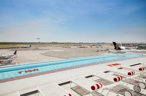 Twa Hotel At Jfk Airport
