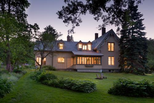 Bed & Breakfast Gothic Eves Inn And Spa