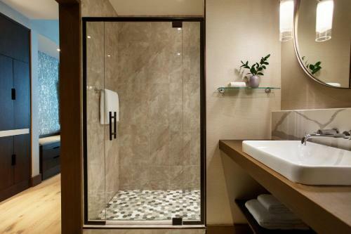 Kimpton - Hotel Arras, An Ihg Hotel