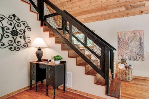 Asheville Town Cabin Cabin