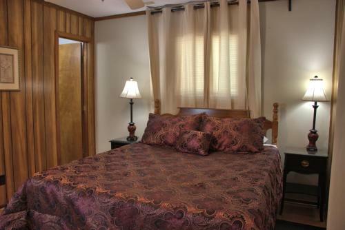 2102 - Silver 2 Bdrm - 1000 Sf Sleeps 4