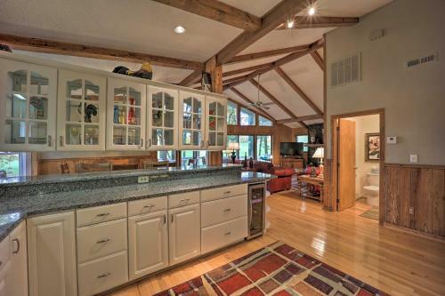 Beech Mountain Golf Course Home With Game Room!