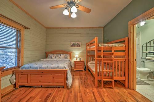 Upscale Serenity Now! Cabin Deck And Forest View
