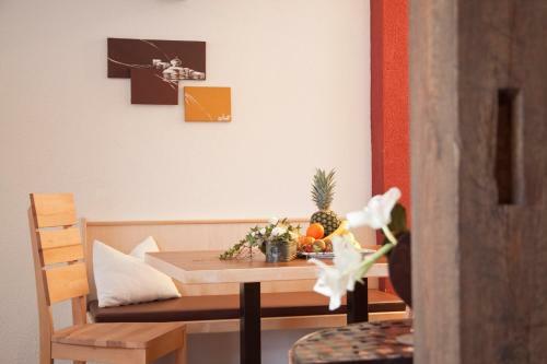 Apartamento Appartements Fliana Mathon