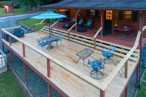 3 Bed 2 Bath Vacation Home In Bryson City
