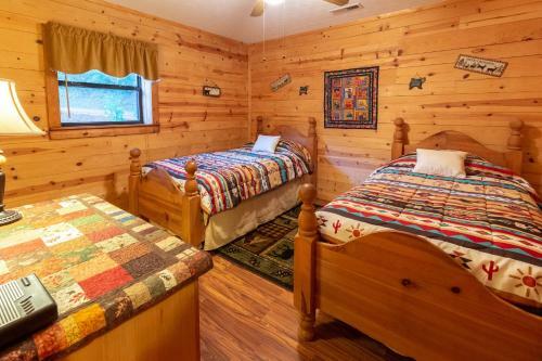 3 Bed 2 Bath Vacation Home In Bryson City