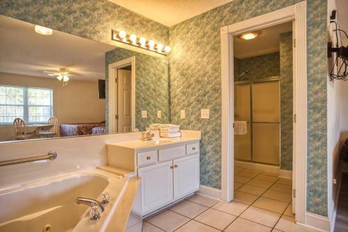 1205 Villa