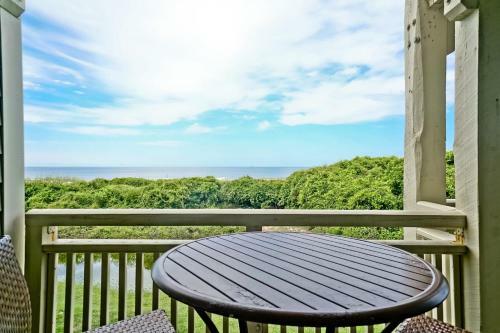 A Seaside Escape - Oibv 707