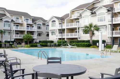 Carolina Bay Unit 204