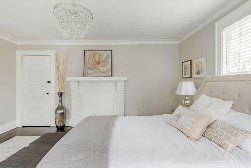 Entire Home - Bright And Modern - Close To Everything