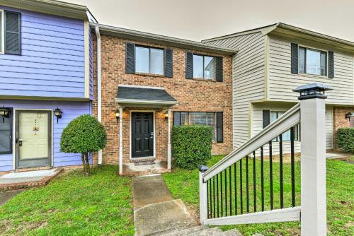 Durham Townhome With Deck - 15 Min To Downtown, Dpac!