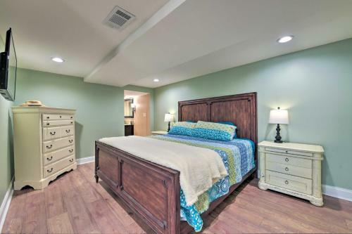 Lake Norman Home With Private Dock And Game Room!
